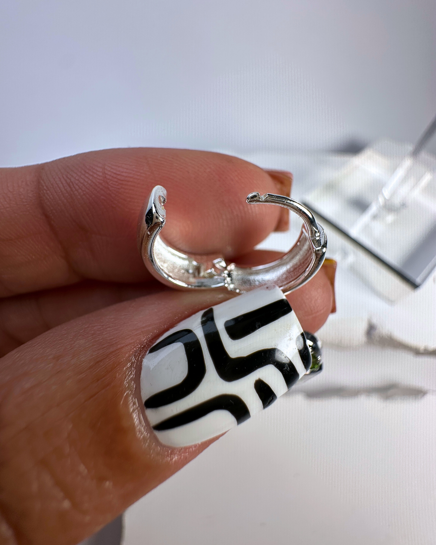 AKA OVAL Charm Earrings