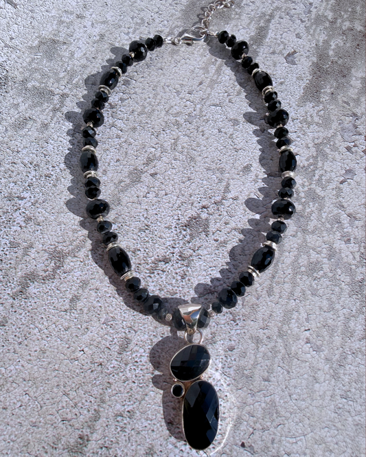 Jet Beauty Necklace