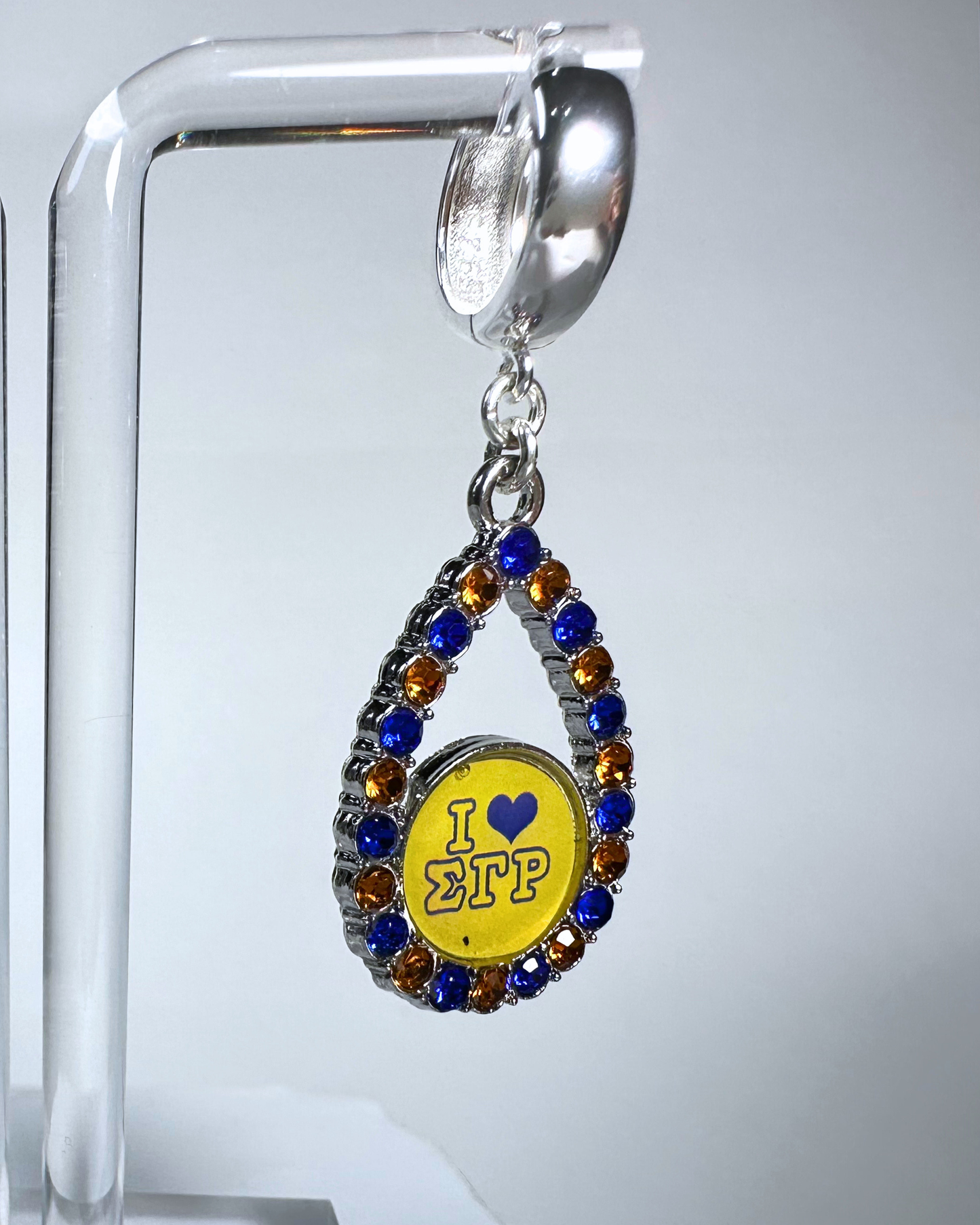 SIGMA Gamma Oval Circles