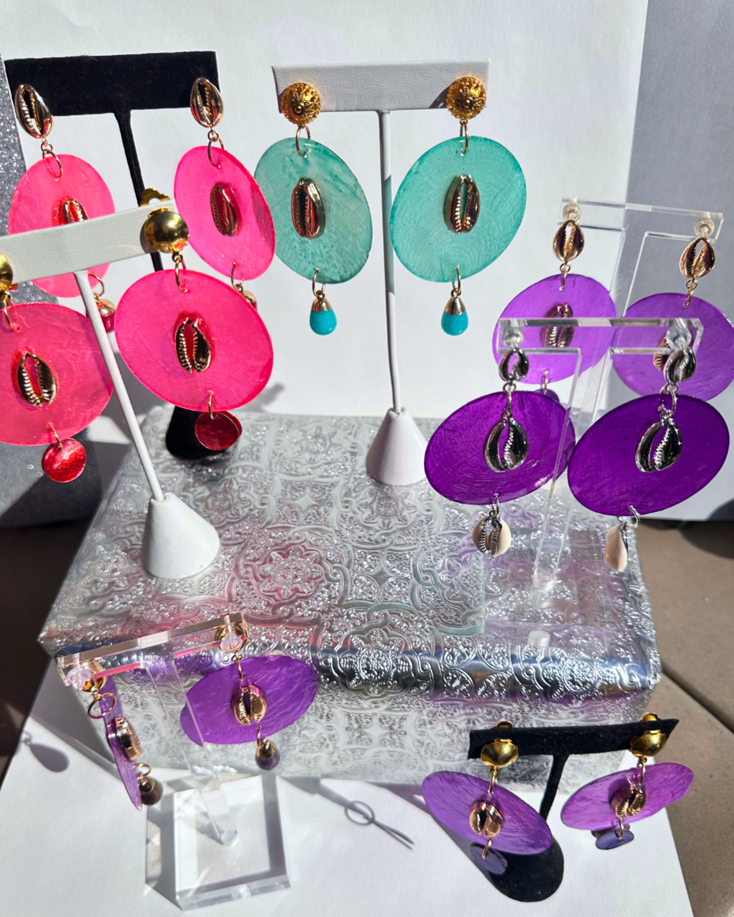 Purple Pleasing Shell Disc Earrings