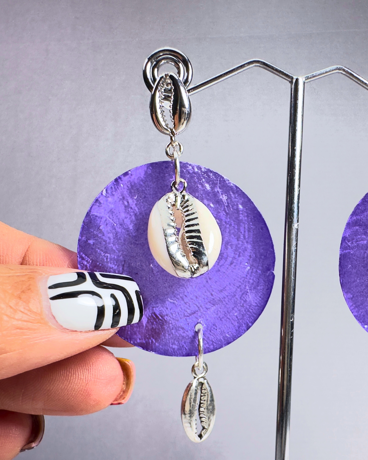 Purple Pleasing Shell Disc Earrings