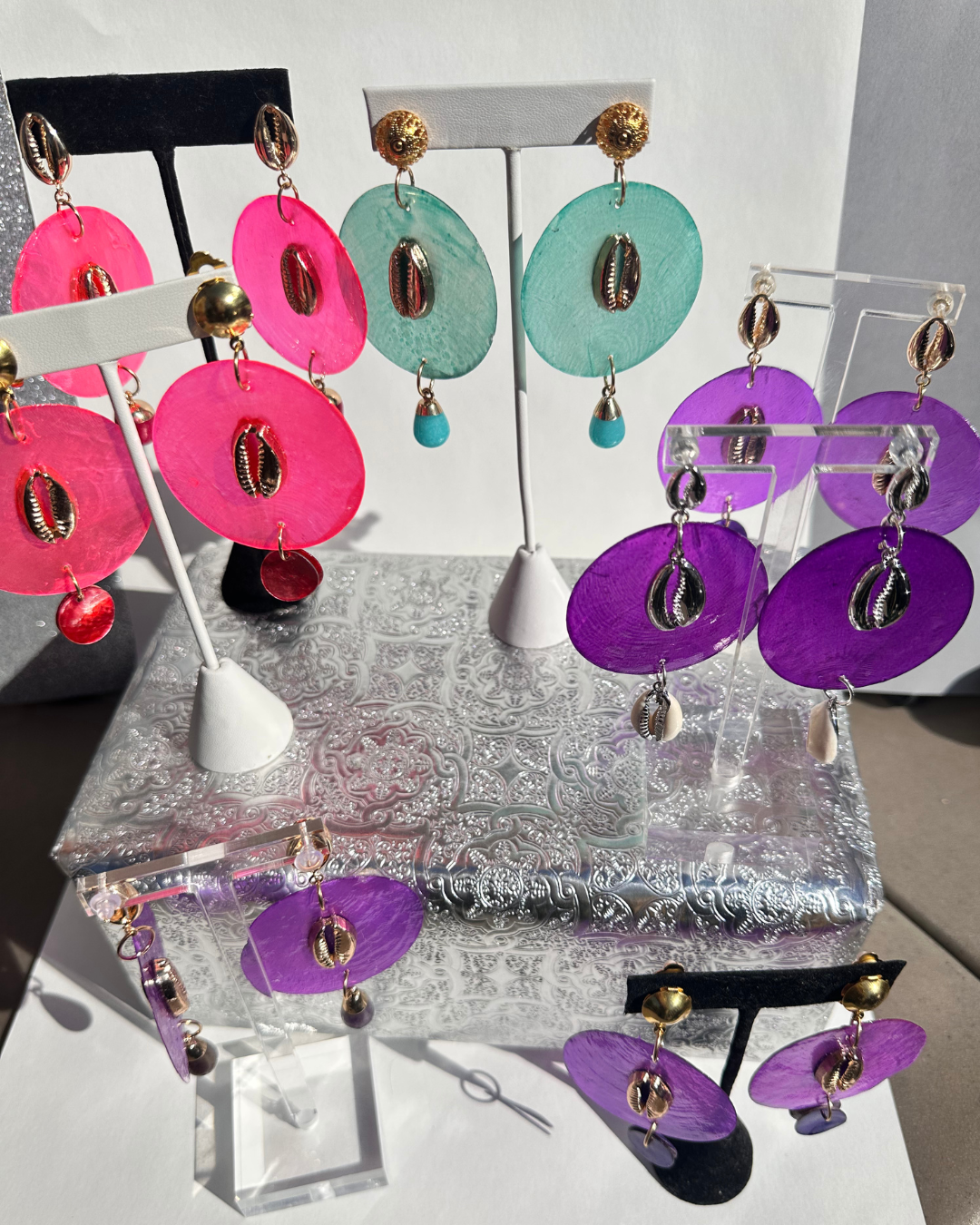 Purple Pleasing Shell Disc Earrings