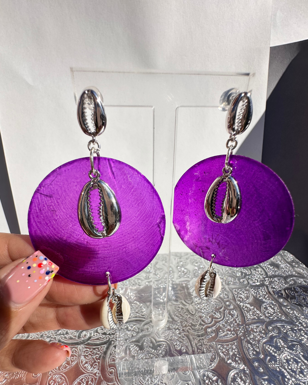 Purple Pleasing Shell Disc Earrings