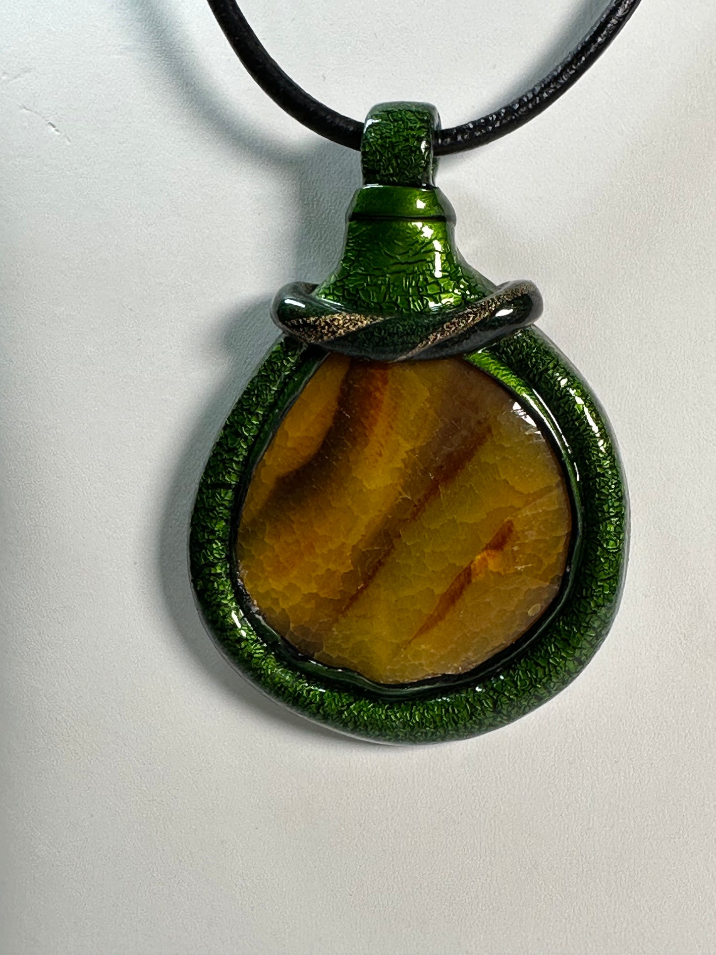 Green on Gold Agate Turtle Style Necklace