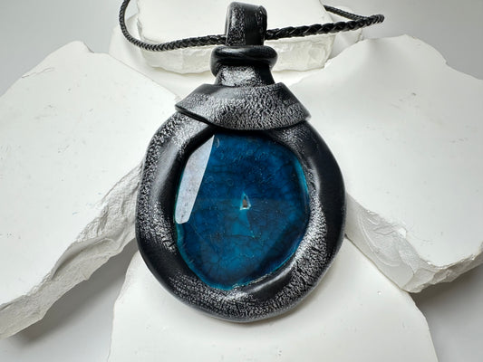 Bluest Ocean Corded Agate (matte)