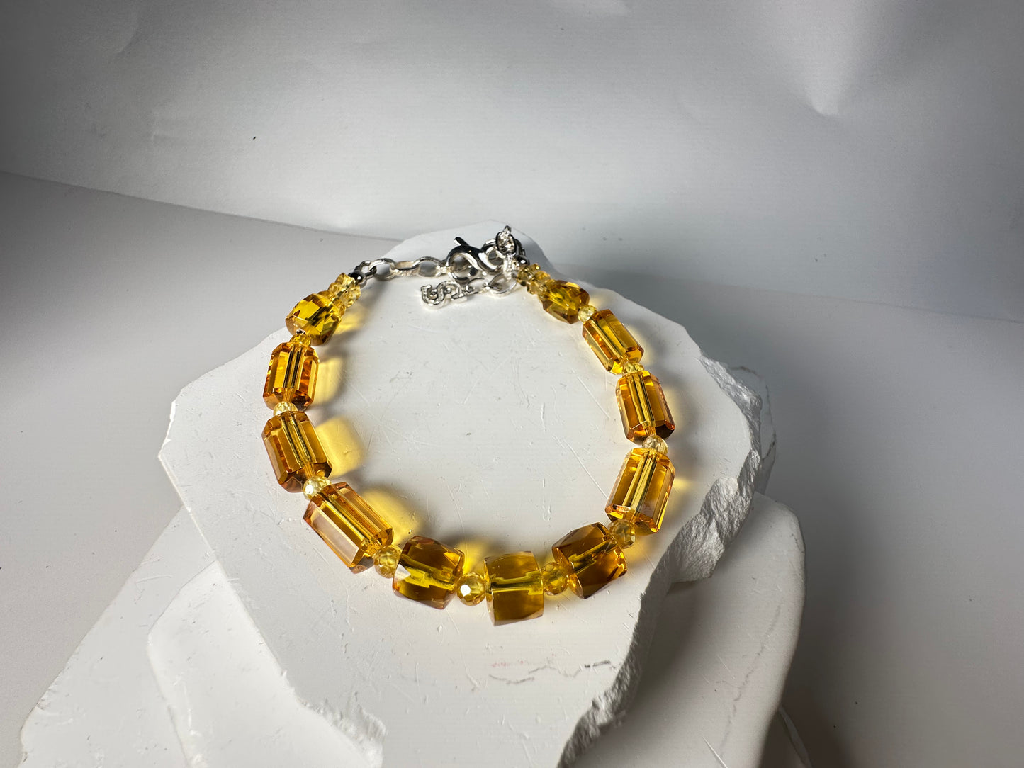 #FeelBetter Bracelet “FORTIFIED” Citrine