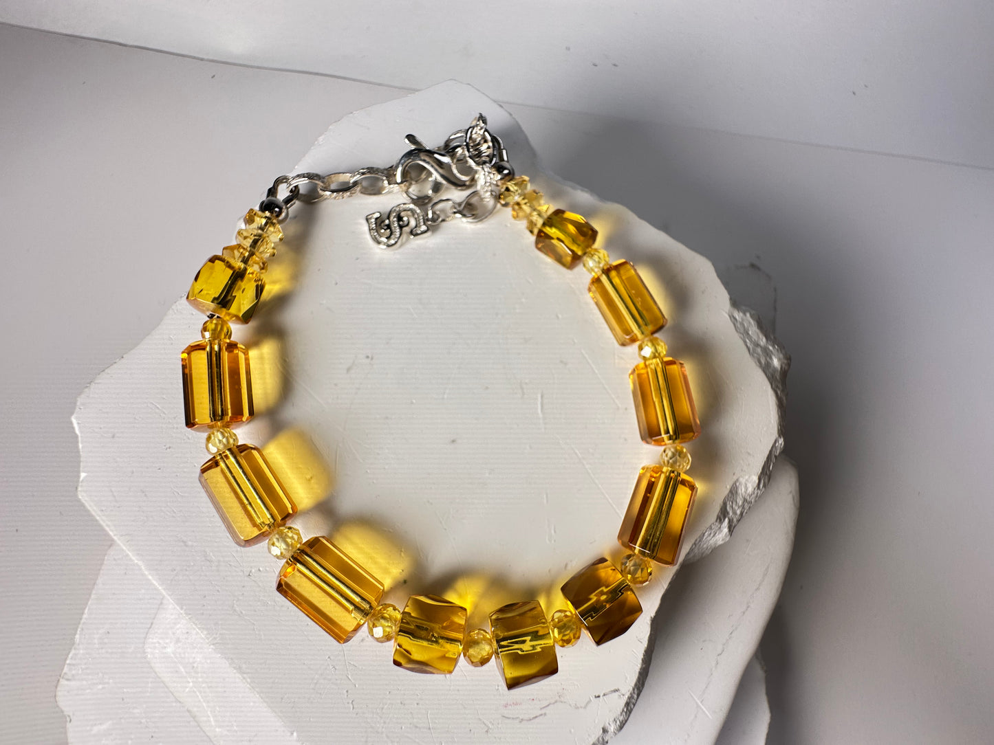 #FeelBetter Bracelet “FORTIFIED” Citrine