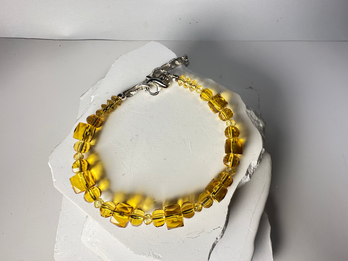 #FeelBetter Bracelet “LUCRATIVE” Citrine
