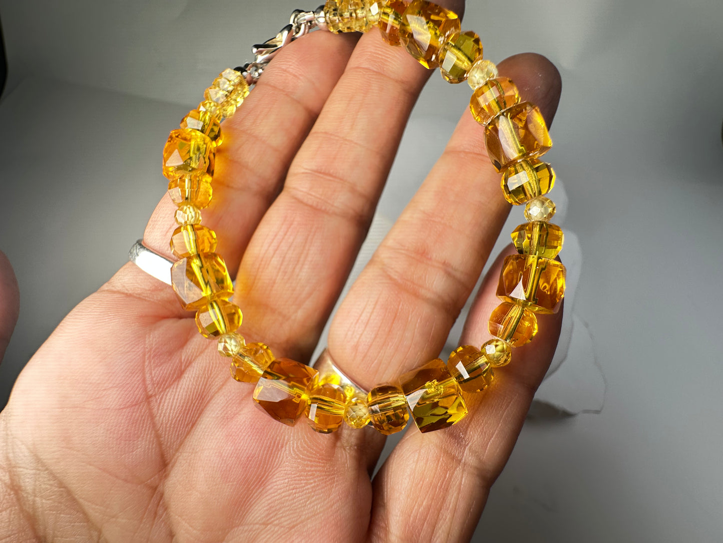 #FeelBetter Bracelet “LUCRATIVE” Citrine