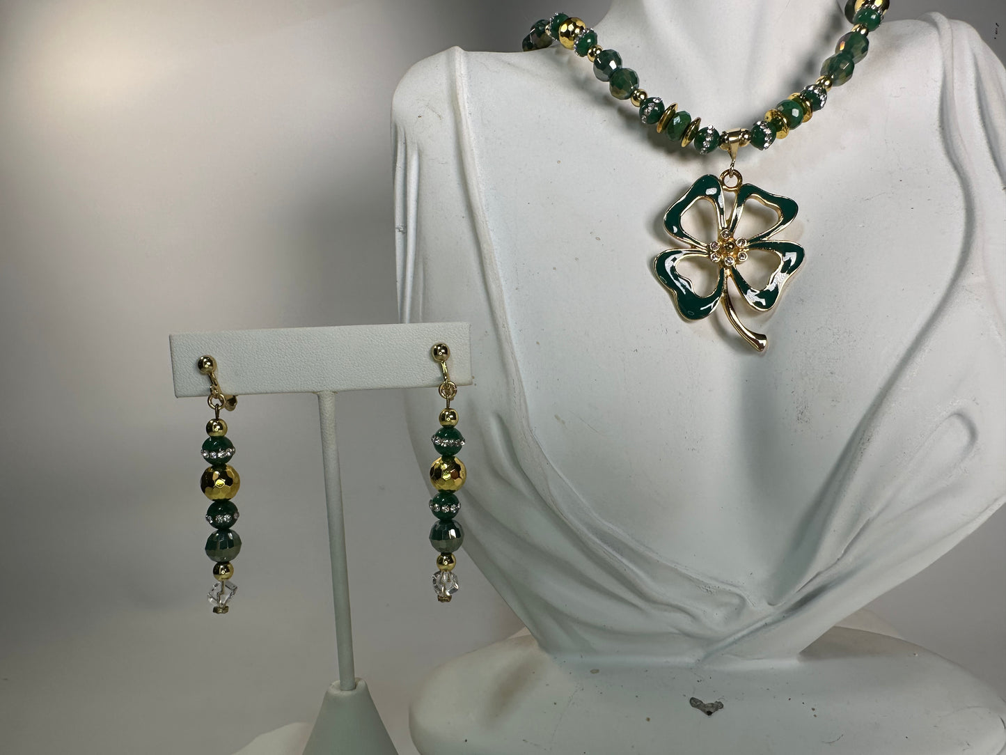 Green & Gold Clover Necklace
