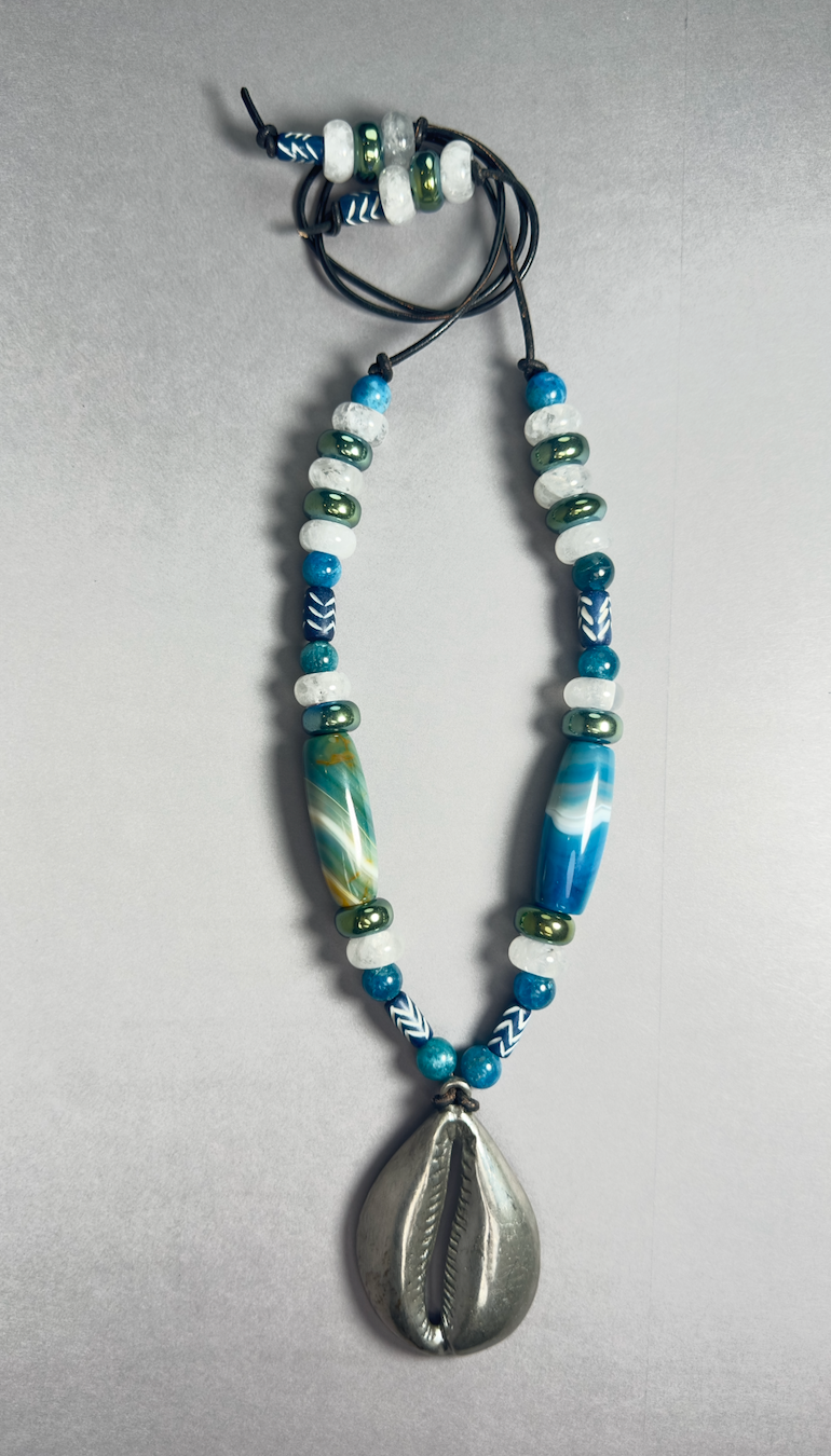 Blue Agate_Silver Cowry