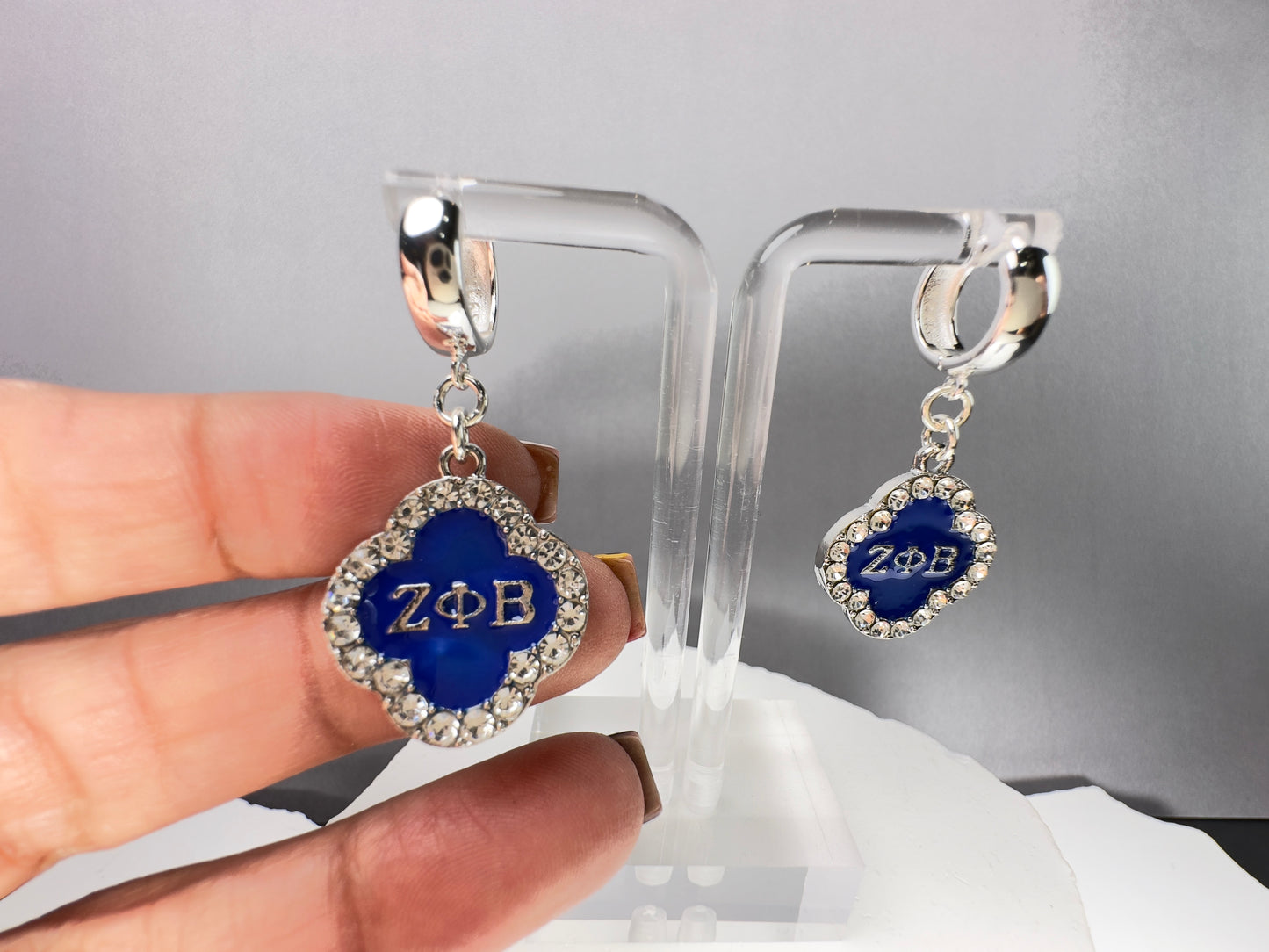 Blue Zeta Clovers