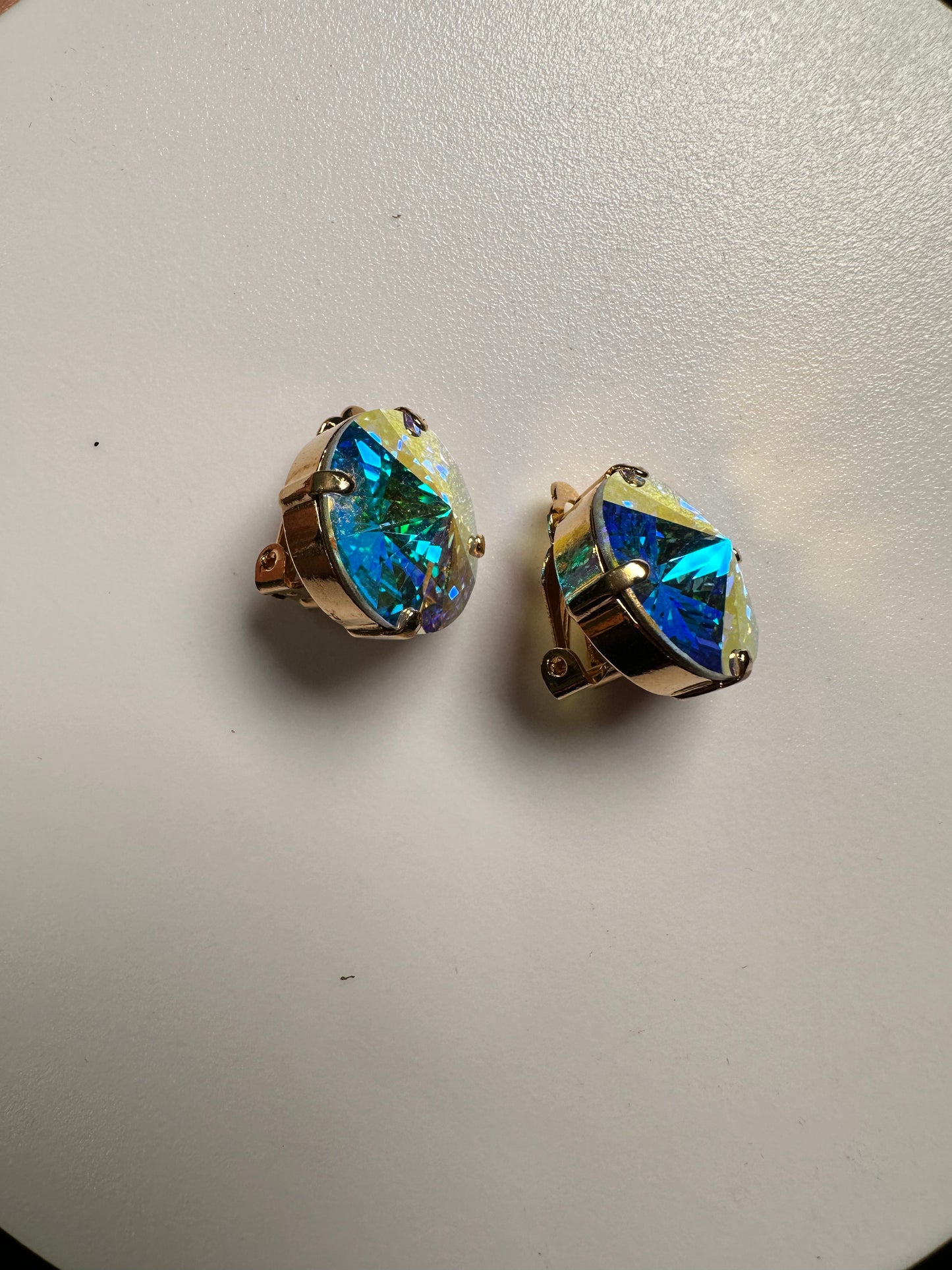 Gold Shade Crystal Drops clip on’s in Silver finish setting.