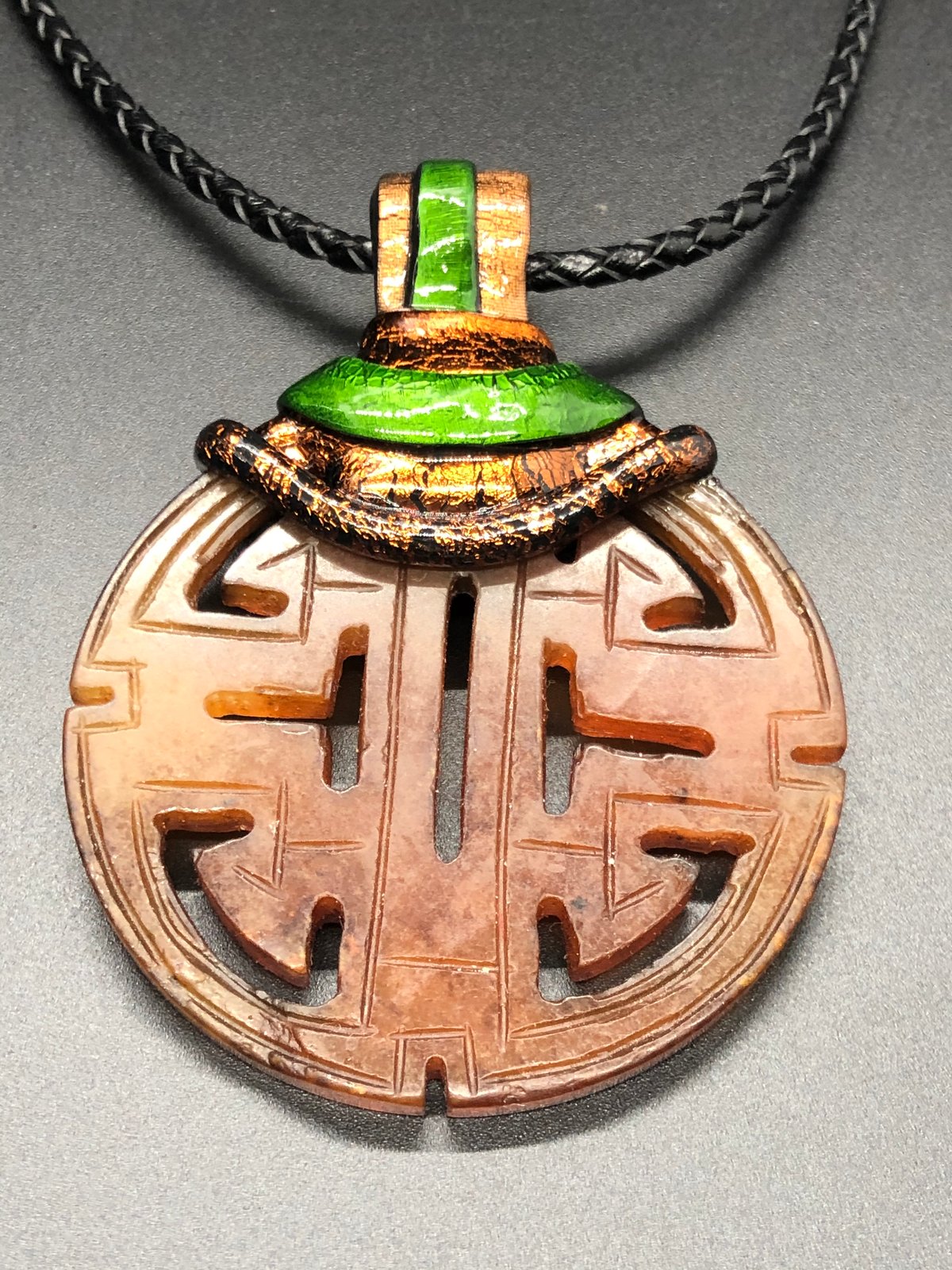 Brown Carve Agate “Top Wrap” Set in Green/Brown FP