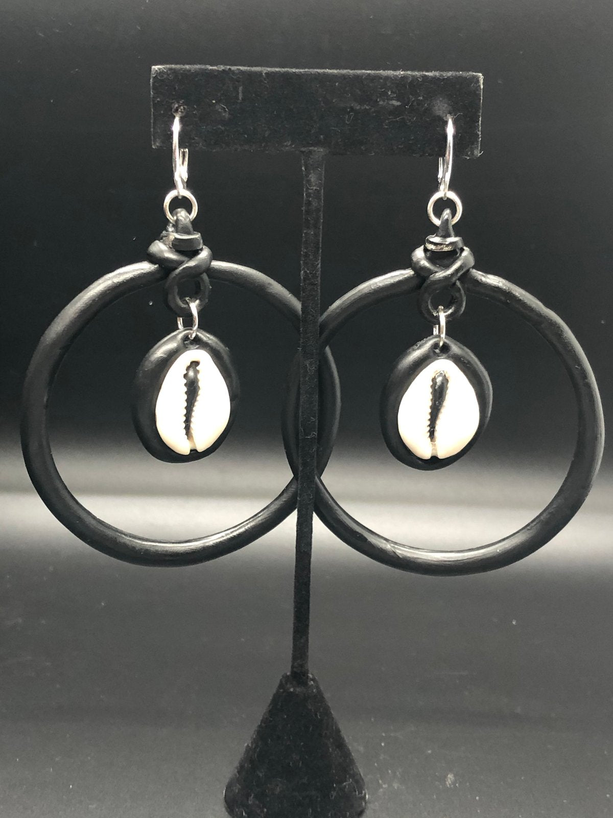 NEW Cowry Shell Hoop Earrings (3 colors)