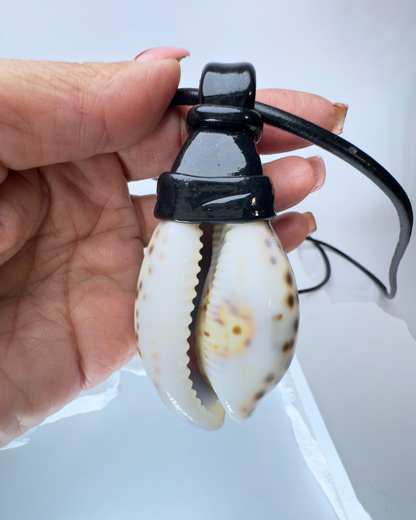 Extra Large Cowrie Shells (top wrap)