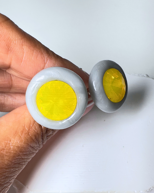 Cuff Links: “Light Grey_Pale Yellow”
