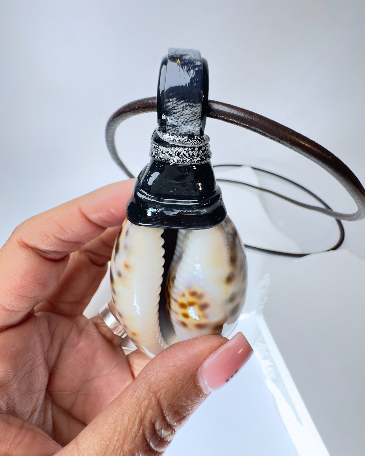 Extra Large Cowrie Shells (top wrap)