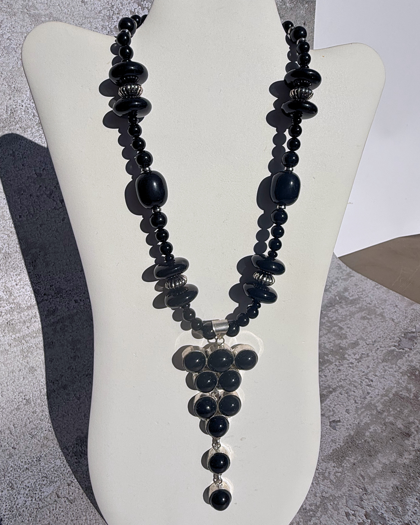 Noir Allure Necklace
