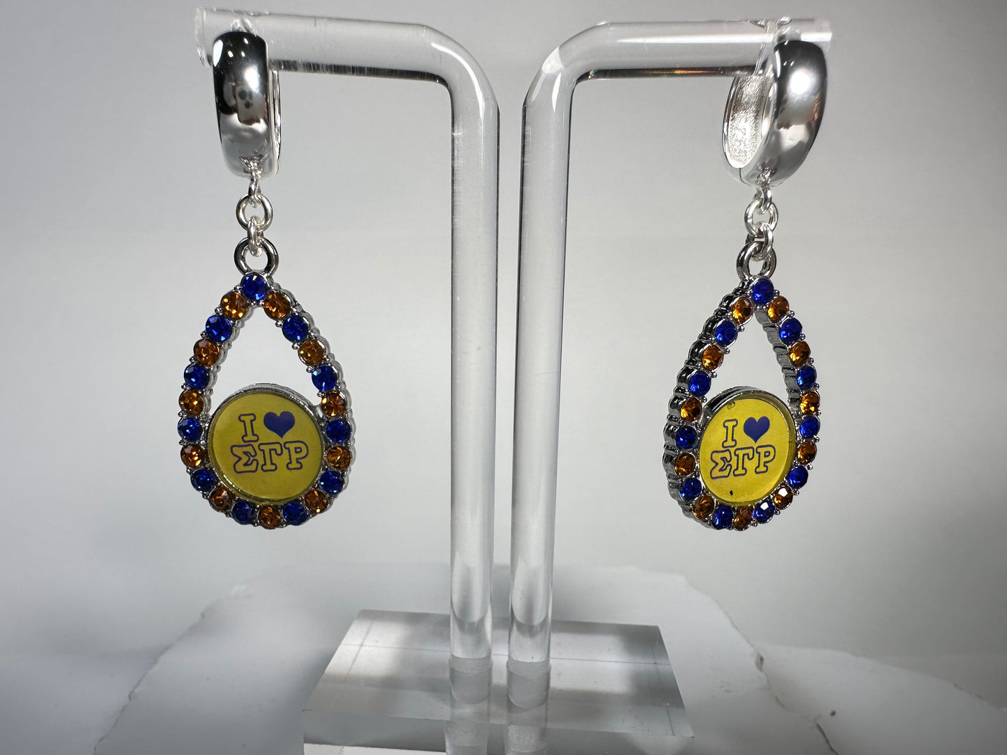 Sigma Gamma Oval Circles