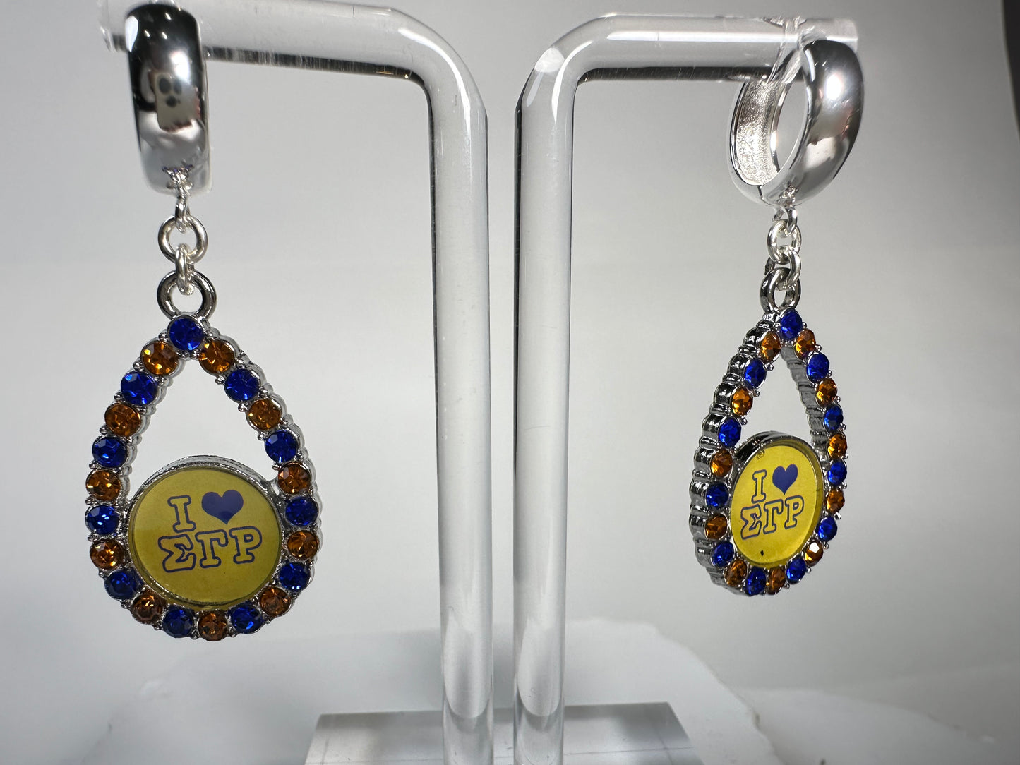 Sigma Gamma Oval Circles