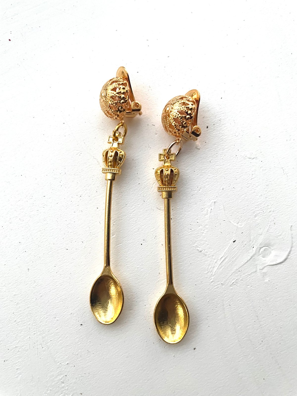 Chef-Inspired Collection: The Crown Dipper Clip-Ons (Gold)